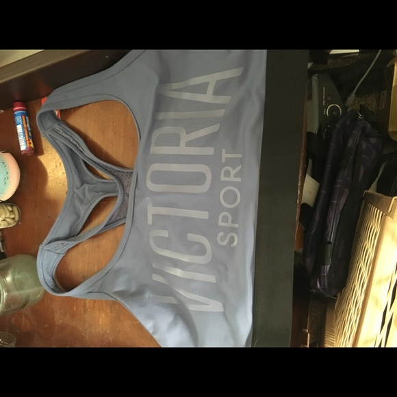 Victoria Secret sports bra - Picture 1 of 3